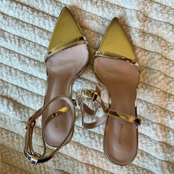 NWOT PrettyLittleThing Gold Metallic Strappy Pointed Toe Stiletto Heels - Picture 9 of 9
